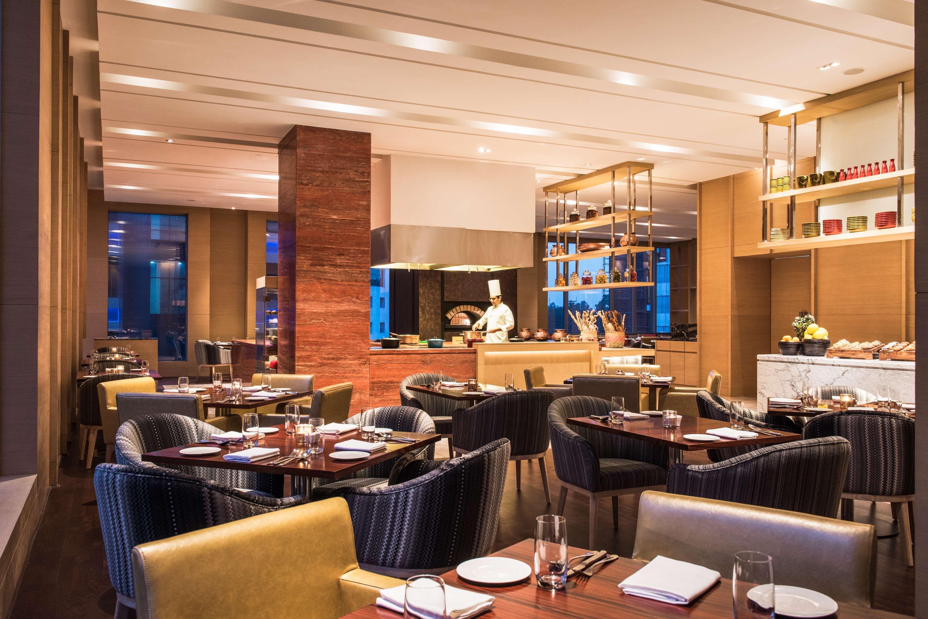 حياة ريجنسي لاكنو لاكناو المظهر الخارجي الصورة The restaurant